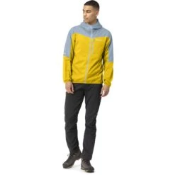 Norrona Veste Homme - Falketind Aero60 Hood - Sulphur/Blue Fog -Norrona norrona falketind aero60 hood men sulphur blue fog model 1 1399443
