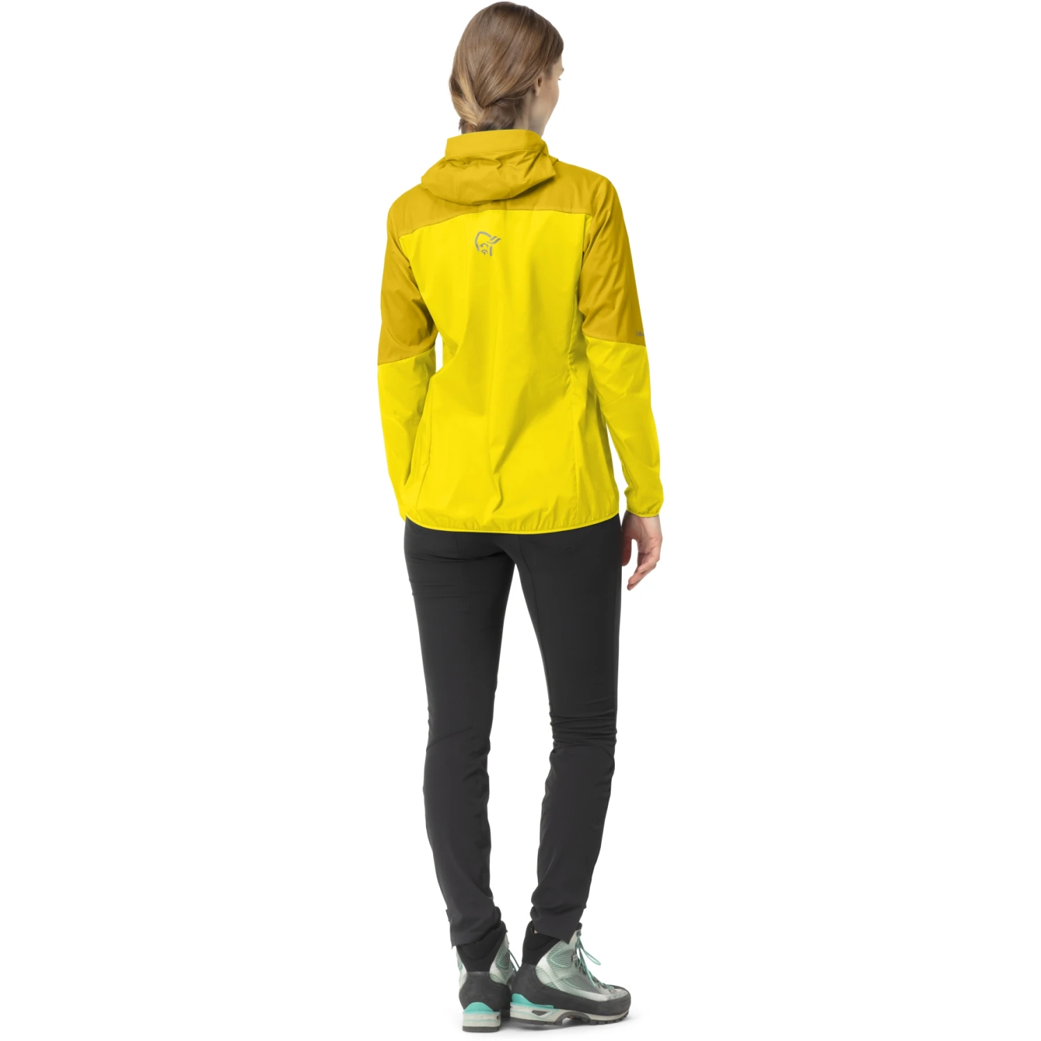 Norrona Veste Femme - Falketind Aero60 Hood - Sulphur/Blazing Yellow 5 Norrona Veste Femme - Falketind Aero60 Hood - Sulphur/Blazing Yellow – Image 5