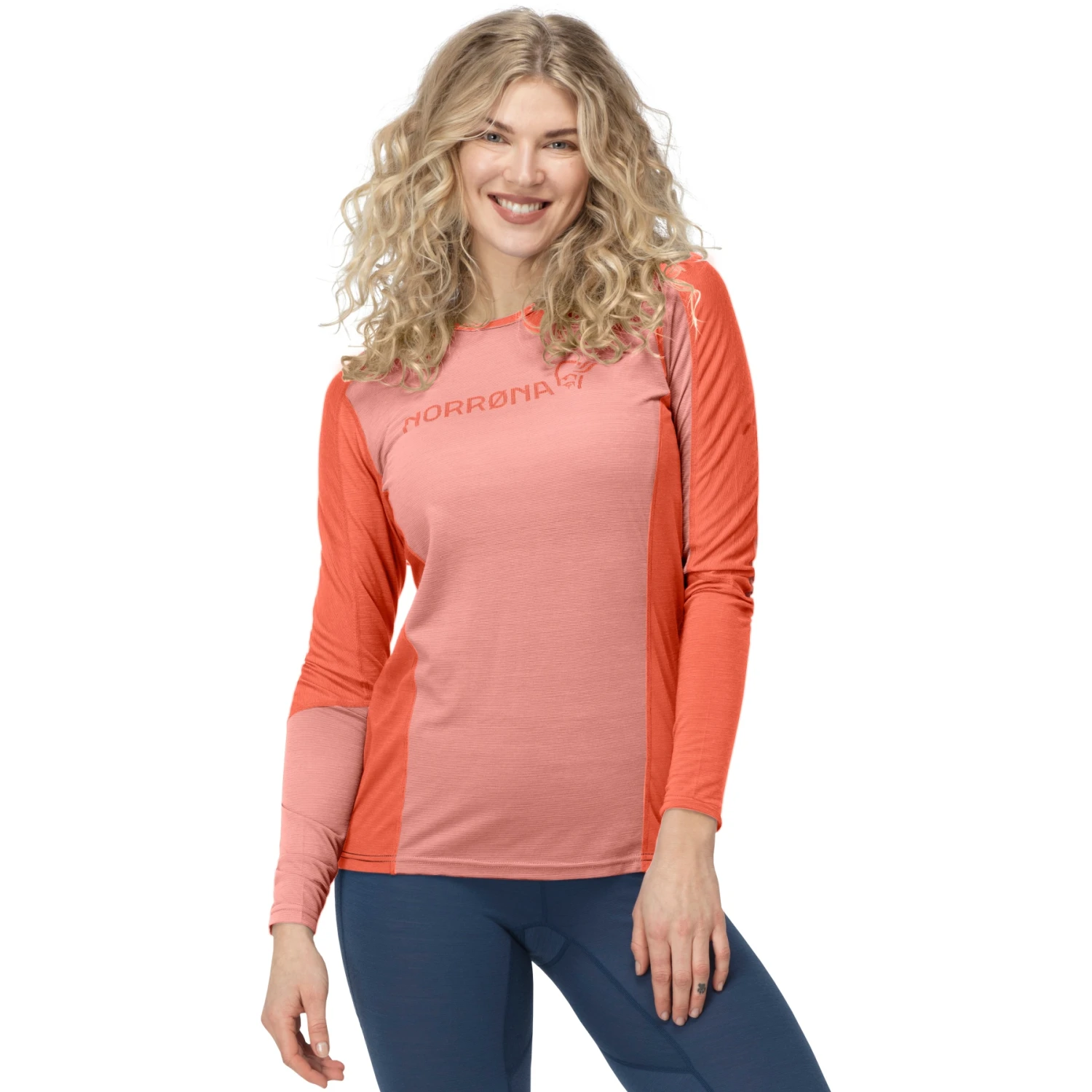 Norrona T-Shirt Manches Longues Femme - Falketind Equaliser Merino Round Neck - Peach Amber/Orange Alert 1 Norrona T-Shirt Manches Longues Femme - Falketind Equaliser Merino Round Neck - Peach Amber/Orange Alert