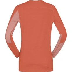 Norrona T-Shirt Manches Longues Femme - Falketind Equaliser Merino Round Neck - Peach Amber/Orange Alert 7 Norrona T-Shirt Manches Longues Femme - Falketind Equaliser Merino Round Neck - Peach Amber/Orange Alert -Norrona norrona falketind equaliser merino round neck women peach amber orange alert 2 1253615