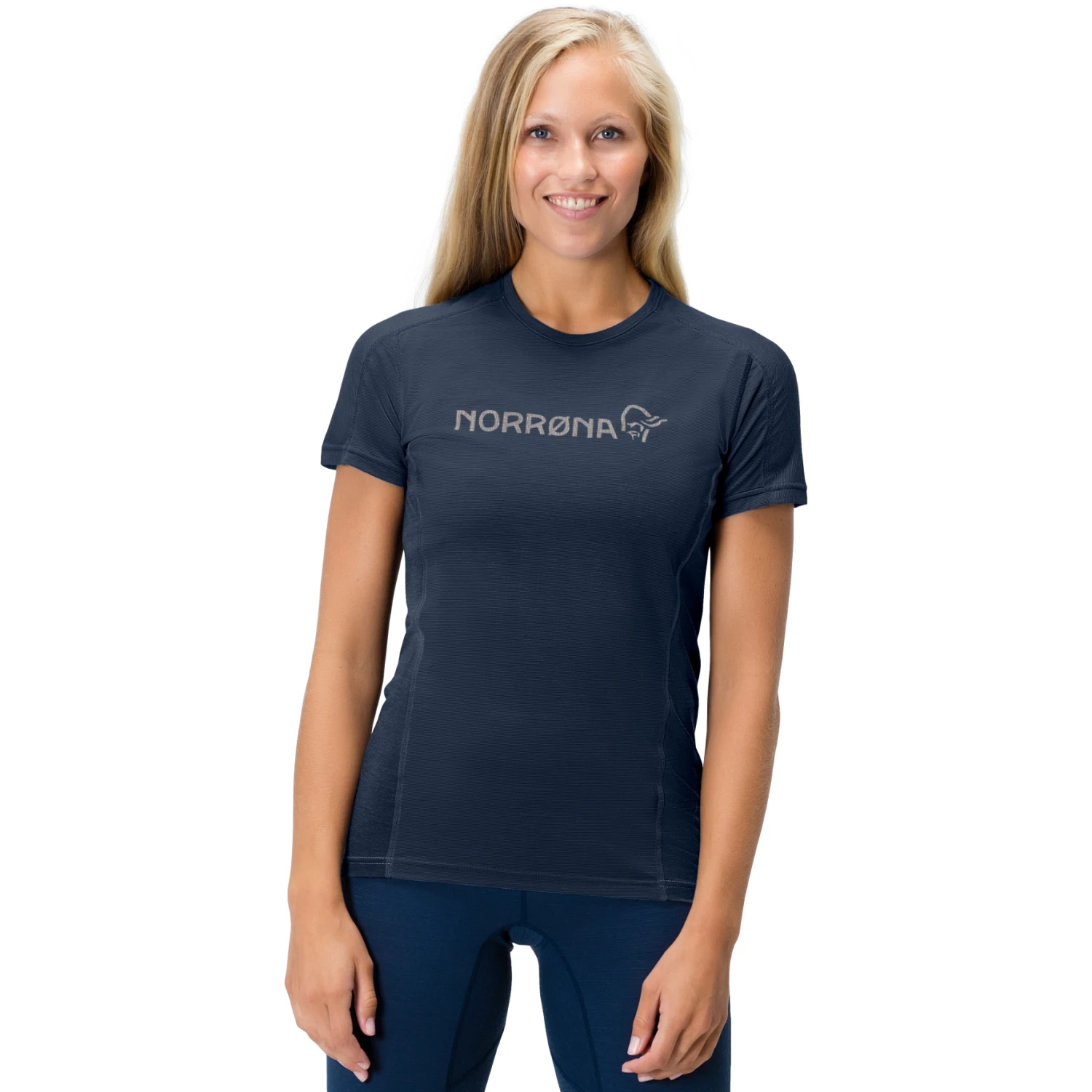 Norrona T-Shirt Femme - Falketind Equaliser Merino - Indigo Night 1 Norrona T-Shirt Femme - Falketind Equaliser Merino - Indigo Night