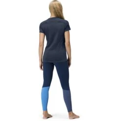 Norrona T-Shirt Femme - Falketind Equaliser Merino - Indigo Night 9 Norrona T-Shirt Femme - Falketind Equaliser Merino - Indigo Night -Norrona norrona falketind equaliser merino t shirt women indigo night 3 1460806