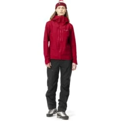 Norrona Veste Femme - Falketind Gore-Tex Paclite - Jester Red/True Red -Norrona norrona falketind gore tex paclite jacket women jester red true red 2 1461627