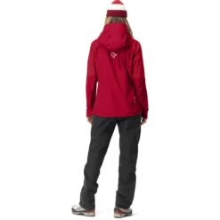 Norrona Veste Femme - Falketind Gore-Tex Paclite - Jester Red/True Red -Norrona norrona falketind gore tex paclite jacket women jester red true red 3 1461628