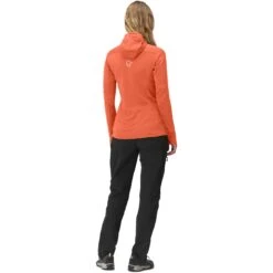 Norrona Veste Femme - Falketind Power Grid Hood - Orange Alert 9 Norrona Veste Femme - Falketind Power Grid Hood - Orange Alert -Norrona norrona falketind power grid hood women orange alert model 2 1399538