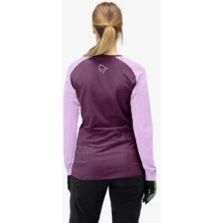 Norrona T-Shirt Manches Longues Femme - Fjørå Equaliser Lightweight - Dark Purple/Violet Tulle -Norrona norrona fjora equaliser lightweight long sleeve shirt women dark purple violet tulle 5 1126763