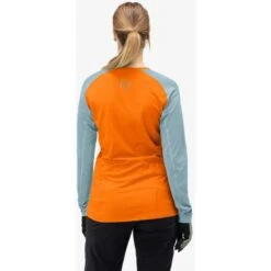 Norrona T-Shirt Manches Longues Femme - Fjørå Equaliser Lightweight - Orange Popsicle/Tourmaline -Norrona norrona fjora equaliser lightweight long sleeve shirt women orange popsicle tourmaline 5 1126768