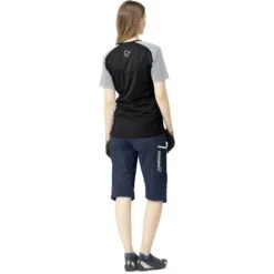 Norrona T-Shirt Femme - Fjørå Equaliser Lightweight - Caviar/Light Grey -Norrona norrona fjora equaliser lightweight t shirt women caviar light grey model 2 1399587