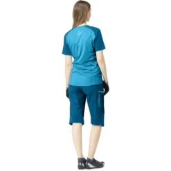Norrona T-Shirt Femme - Fjørå Equaliser Lightweight - Mykonos Blue/Aquarius -Norrona norrona fjora equaliser lightweight t shirt women mykonos blue aquarius model 2 1399589