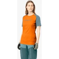 Norrona T-Shirt Femme - Fjørå Equaliser Lightweight - Orange Popsicle/Tourmaline -Norrona norrona fjora equaliser lightweight t shirt women orange popsicle tourmaline 4 1126792