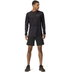 Norrona T-Shirt Manches Longues Homme - Senja Equaliser Lightweight - Caviar -Norrona norrona senja equaliser lightweight long sleeve men caviar model 1 1399851