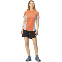 Norrona T-Shirt Femme - Senja Equaliser Lightweight - Flamingo -Norrona norrona senja equaliser lightweight t shirt women flamingo model 1 1399841
