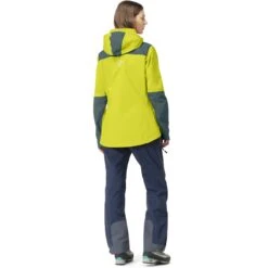 Norrona Veste Femme - Trollveggen Gore-Tex Pro Light - Sulphur Spring/North Atlantic -Norrona norrona trollveggen gore tex pro light jacket women sulphur spring north atlantic 4 1258337