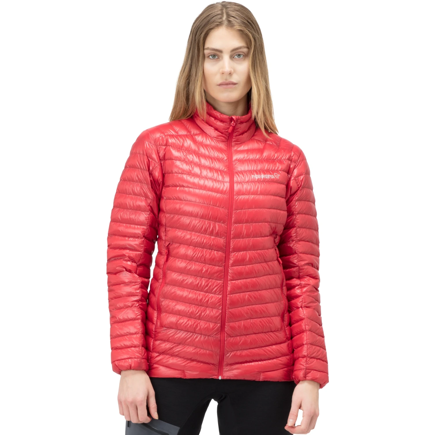 Norrona Doudoune Femme - Trollveggen Superlight Down850 - True Red 1 Norrona Doudoune Femme - Trollveggen Superlight Down850 - True Red